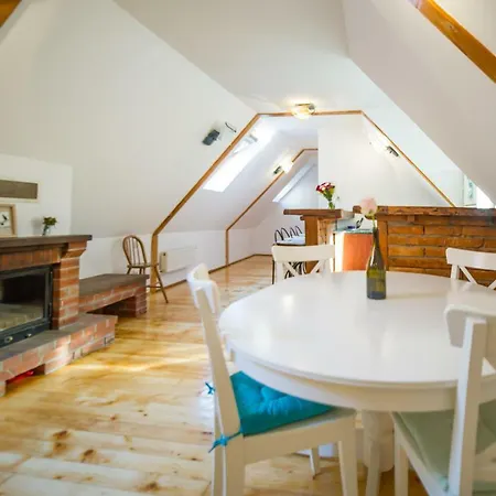 Rope Street Attic Brasov